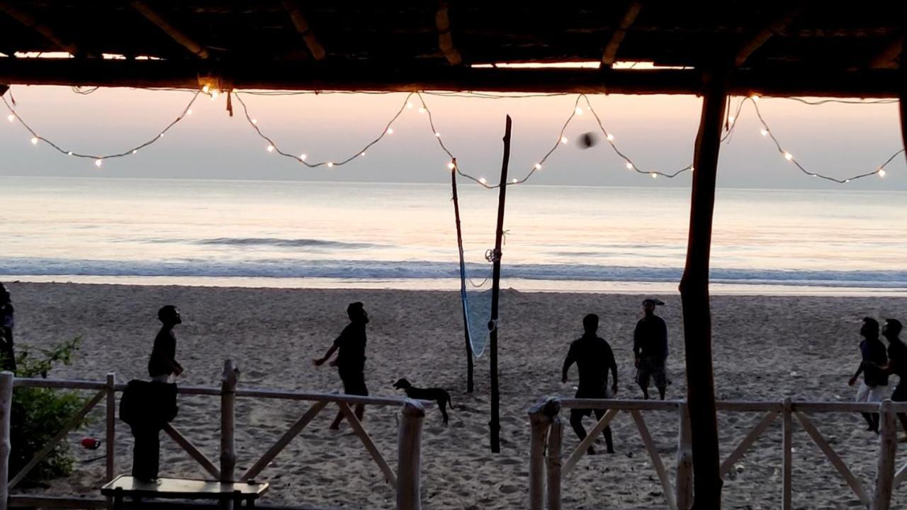 Surya Beach Cafe And Stay Gokarna  Exterior foto