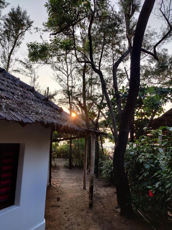 Surya Beach Cafe And Stay Gokarna  Exterior foto