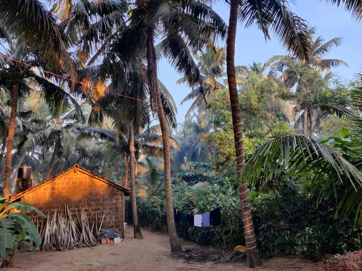 Surya Beach Cafe And Stay Gokarna  Exterior foto